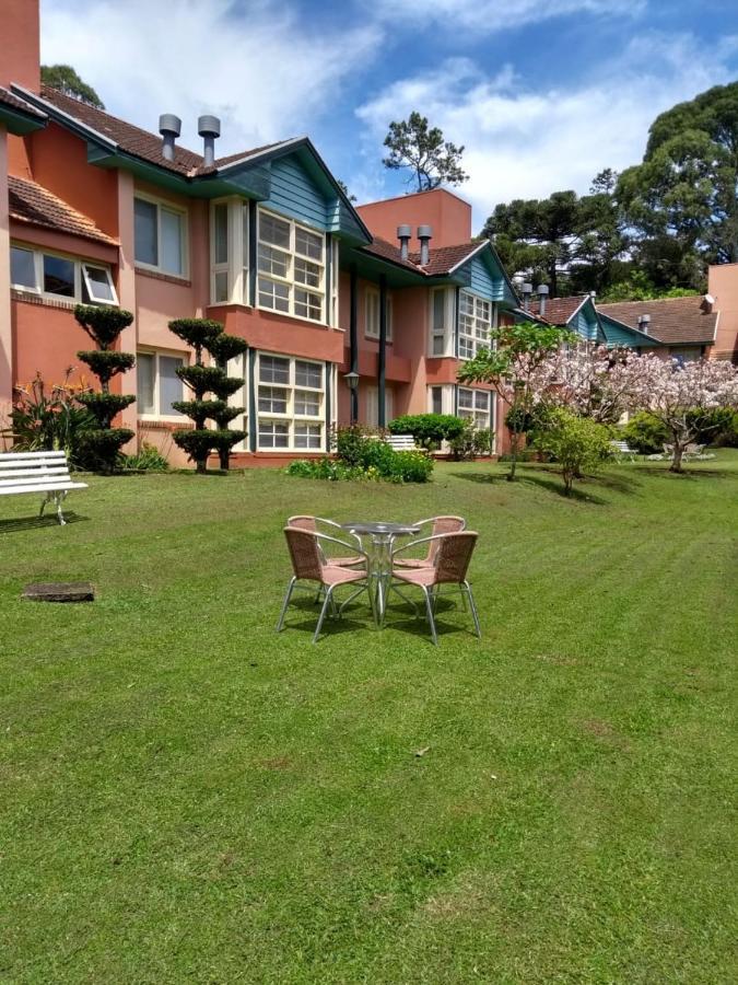 Apto 2 dormitorios junto Lago Negr0 Gramado Exterior foto